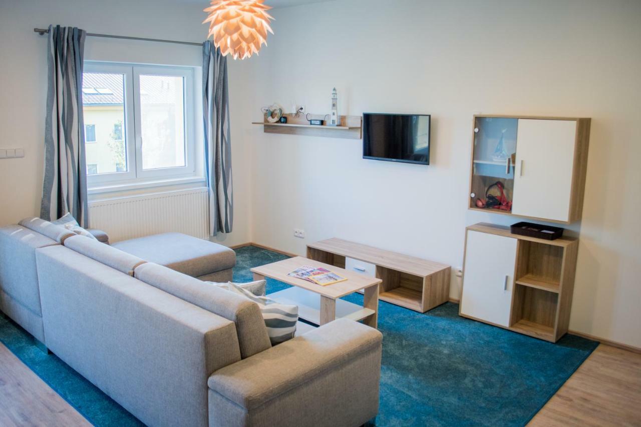 Apartman Laura, Frymburk Buitenkant foto